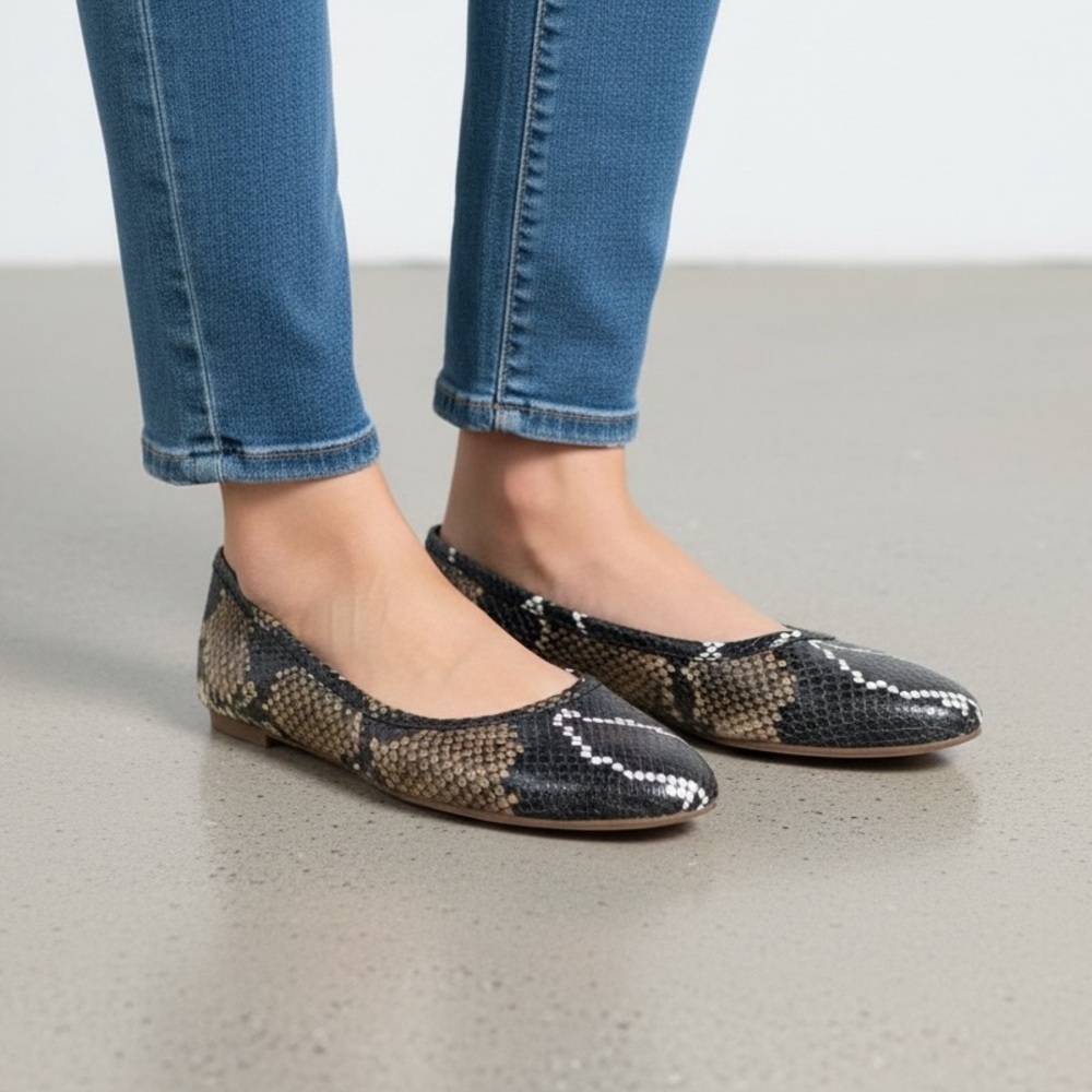 Madewell Black and Tan Snakeskin Embossed Leather Flats